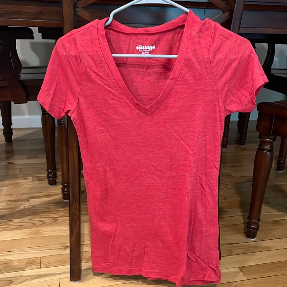Old navy t shirt